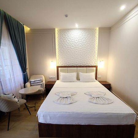 Jahongir Premium Hotel ซามาร์คันด์ ภายนอก รูปภาพ