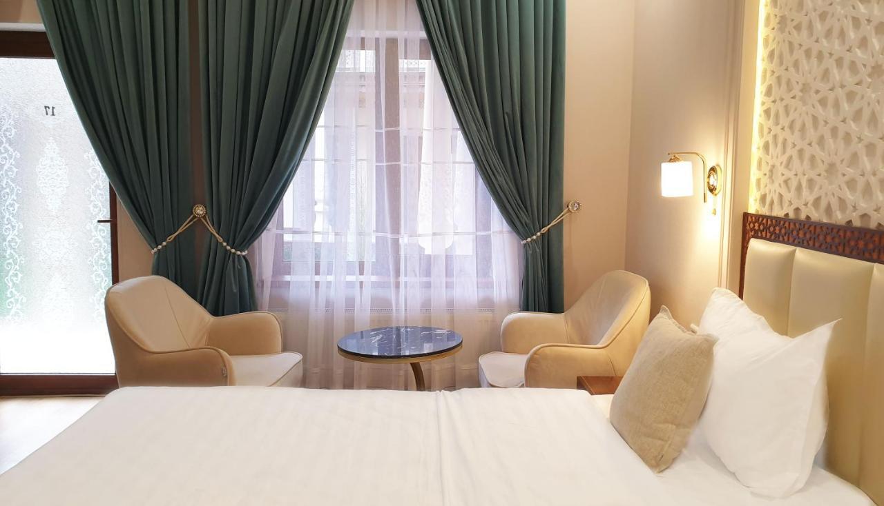 Jahongir Premium Hotel ซามาร์คันด์ ภายนอก รูปภาพ