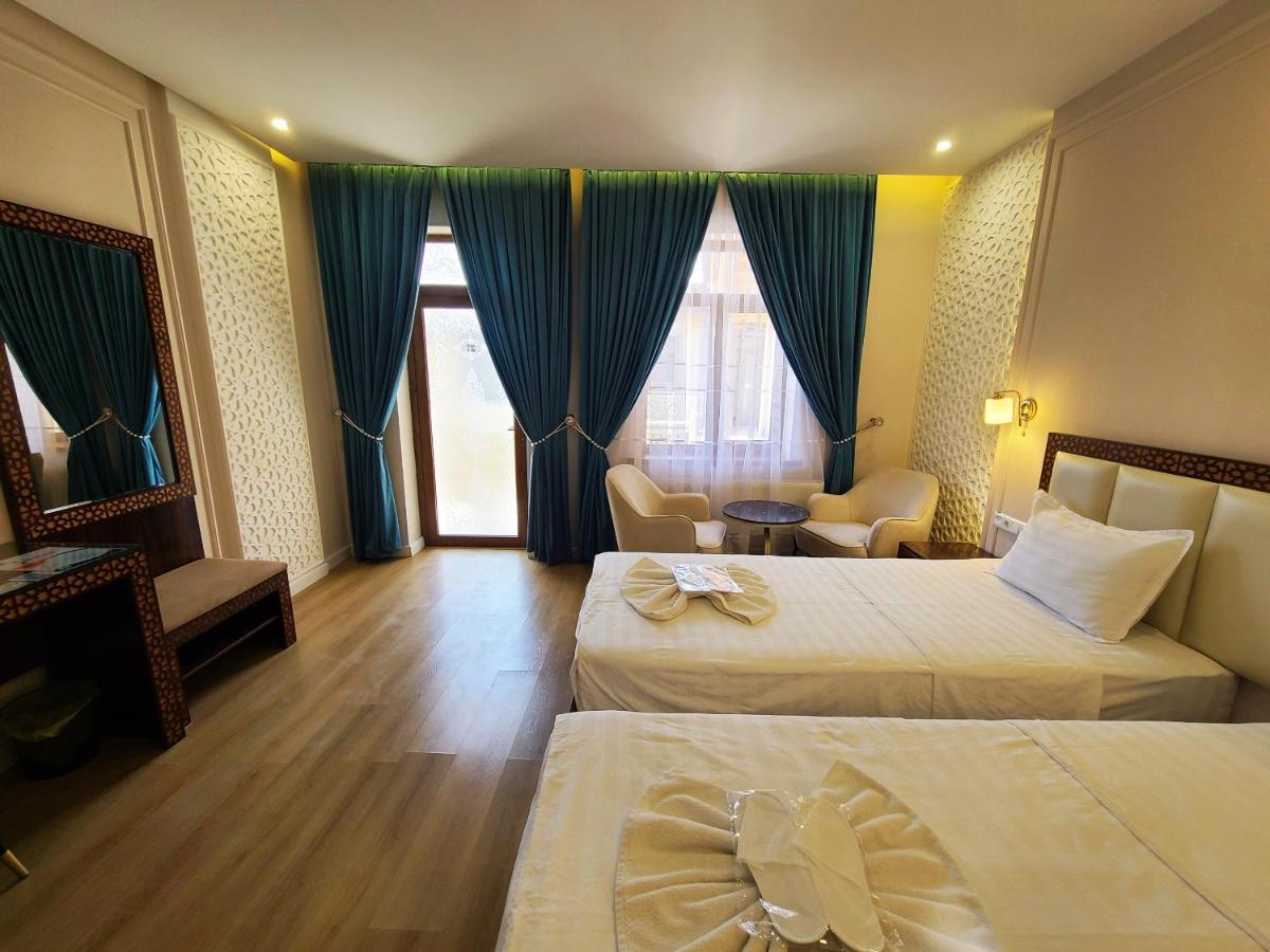 Jahongir Premium Hotel ซามาร์คันด์ ภายนอก รูปภาพ