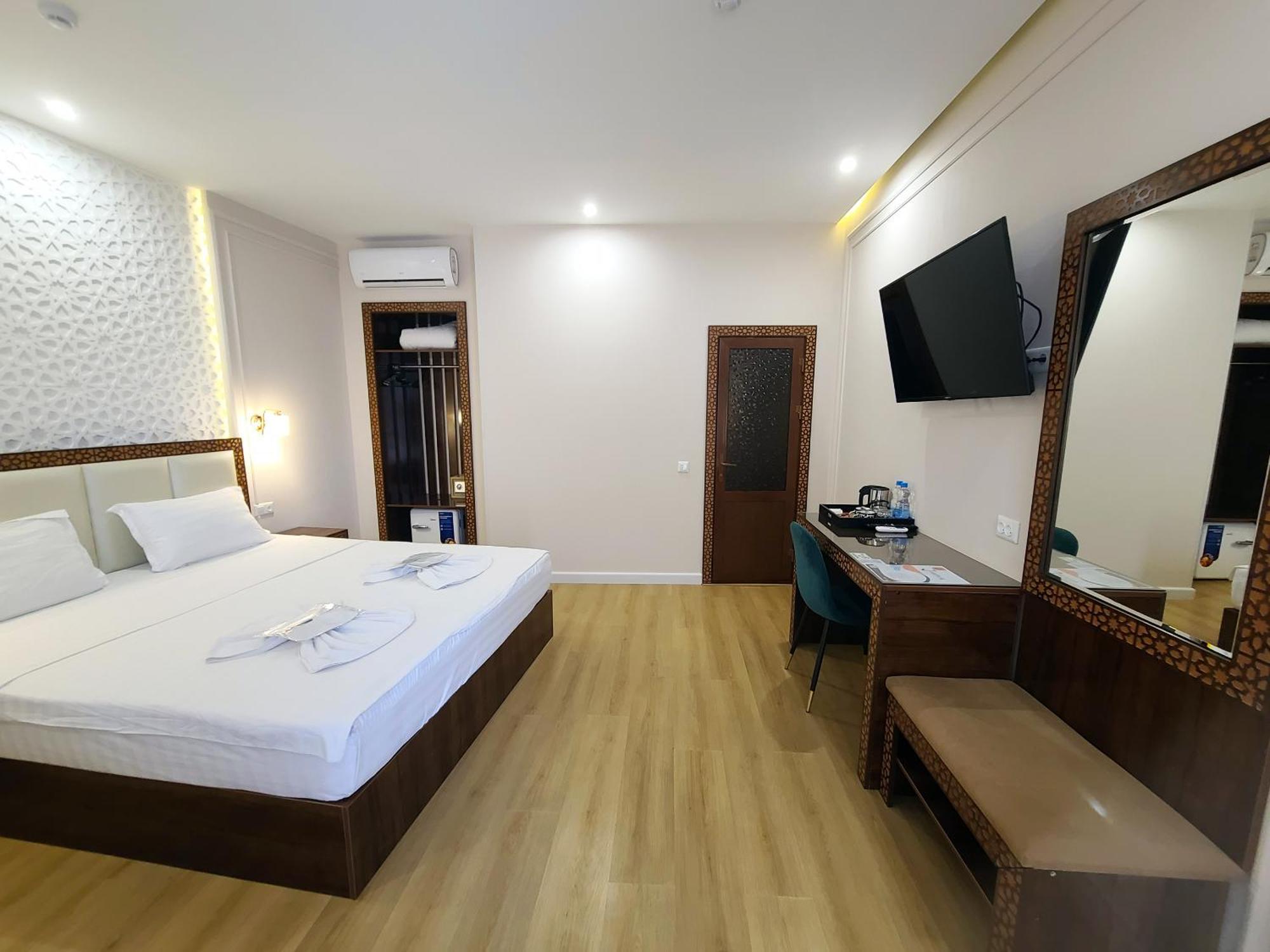 Jahongir Premium Hotel ซามาร์คันด์ ภายนอก รูปภาพ